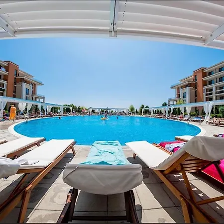 Apartment Flat At Prestige Fort Beach Sveti Vlas